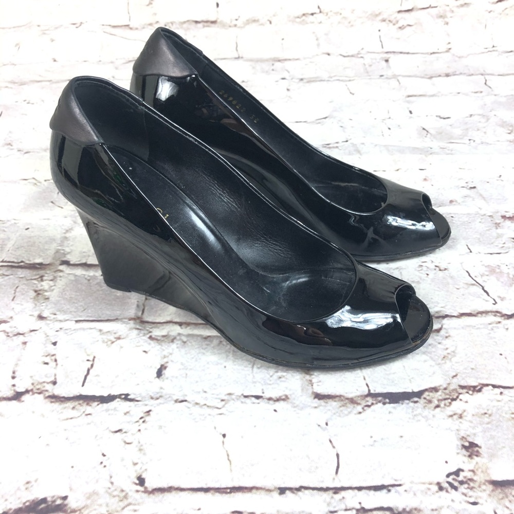GUCCI  black patent leather peep-toe wedges